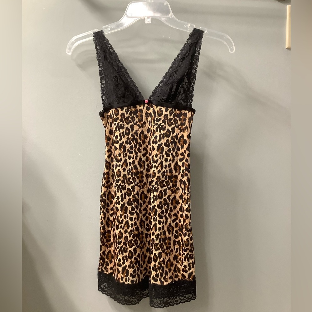 Victoria’s Secret animal print nitegown XS